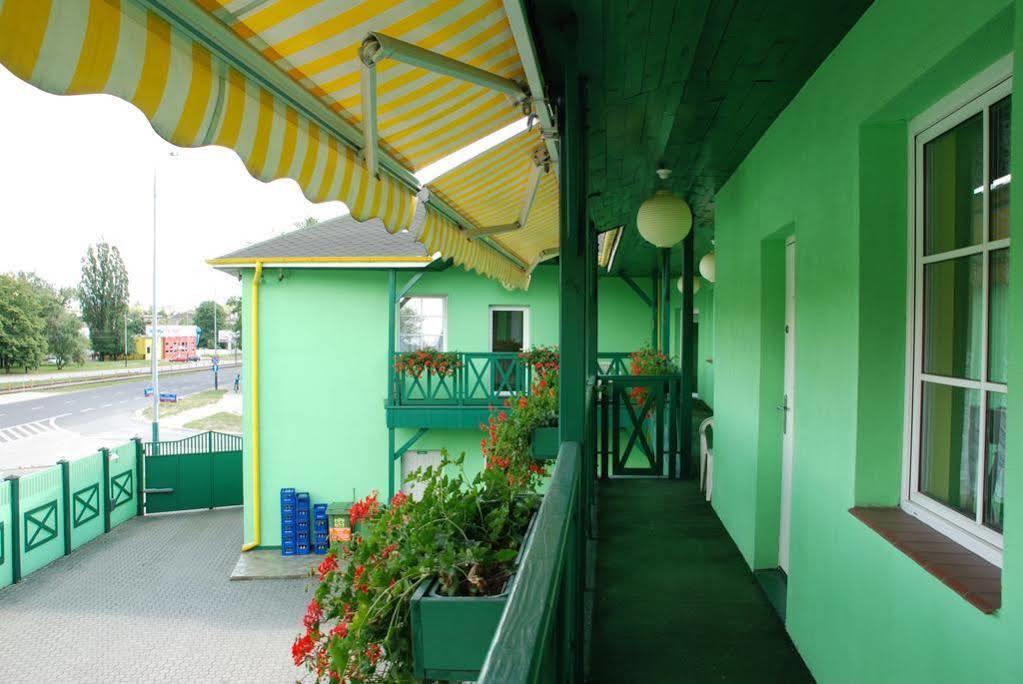 לודז' Hotel Alicja מראה חיצוני תמונה